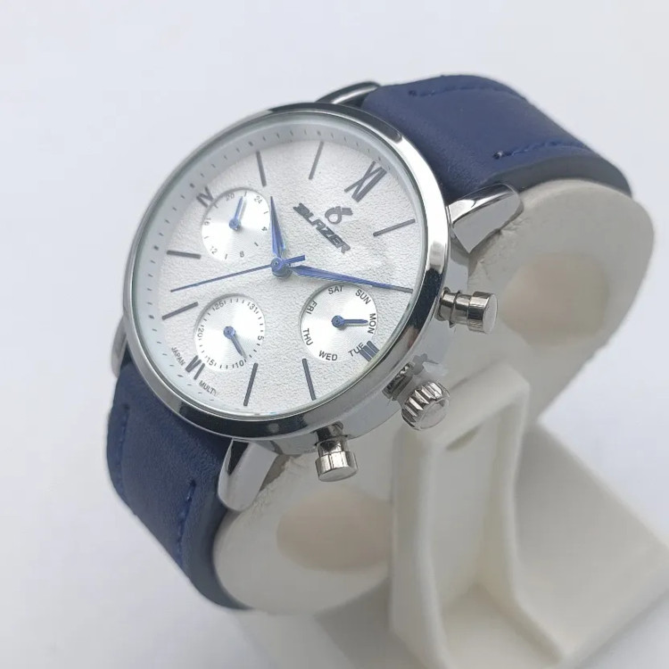 ساعت مچی زنانه بلیزر مدل 3186 صفحه سفید بند چرمی چهار موتوره فول تایم