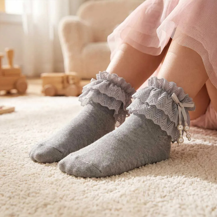 جوراب دخترانه گلدار پنبه ای