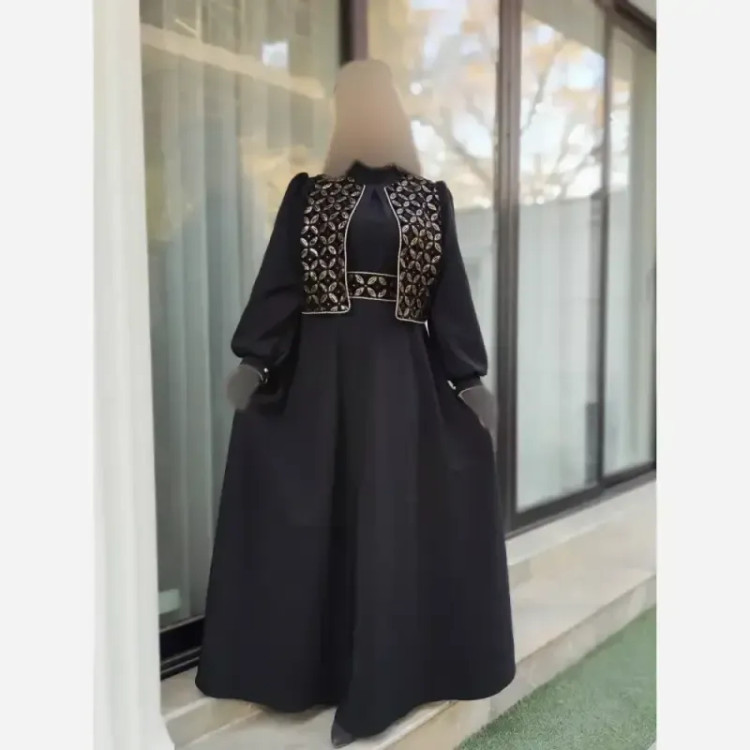 ست سه تیکه پیراهن کرپ مازراتی و جلیقه مخمل هندی با کمربند مشکی